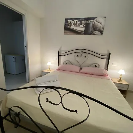 Voli Club Nocleg ze śniadaniem Siderno