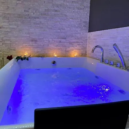 Volì Club Bed & Breakfast 4*