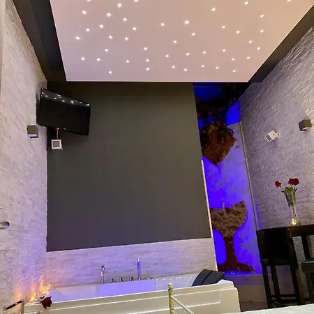 Voli Club Nocleg ze śniadaniem 4*